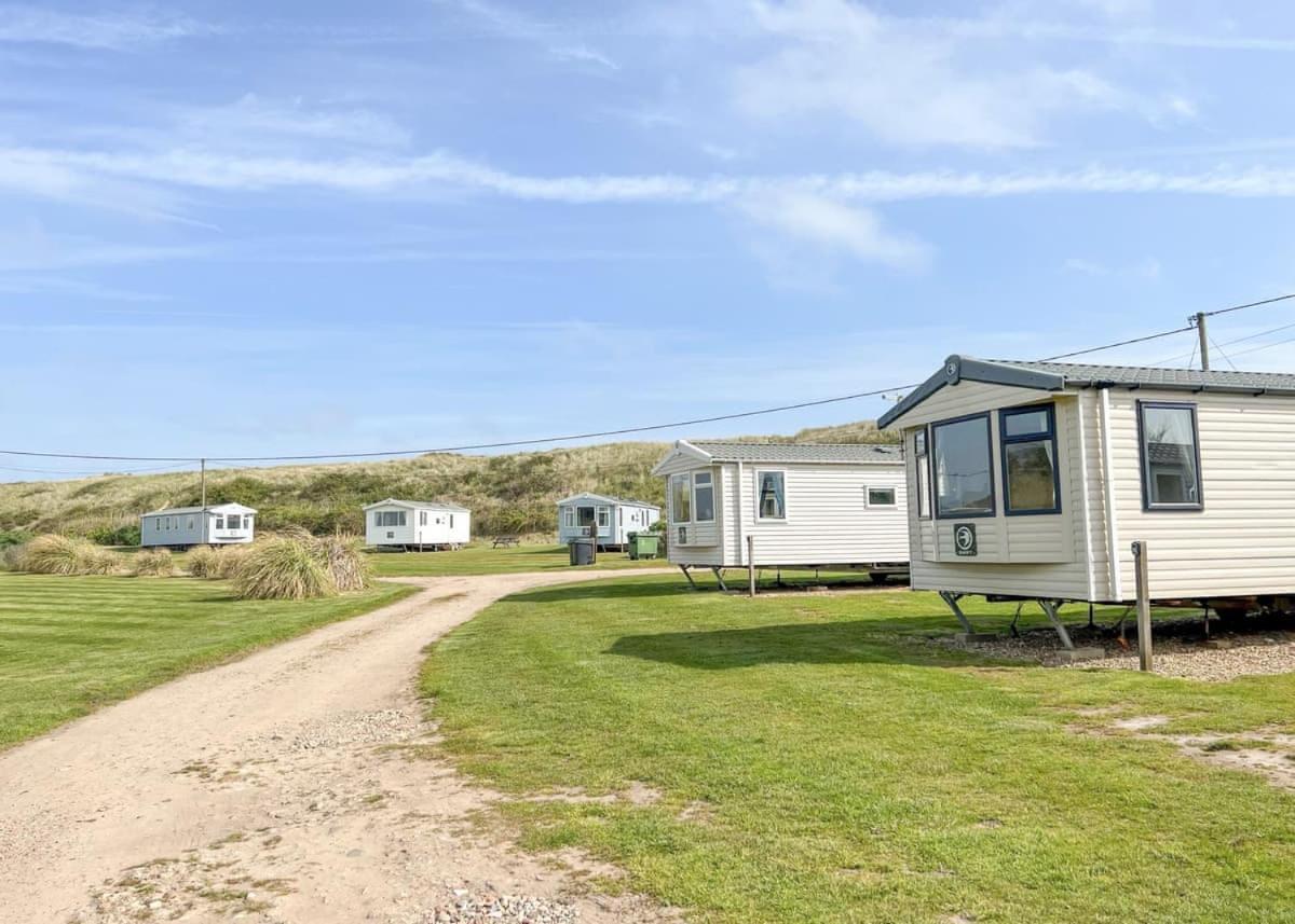 Отель Anchor Park Happisburgh Экстерьер фото