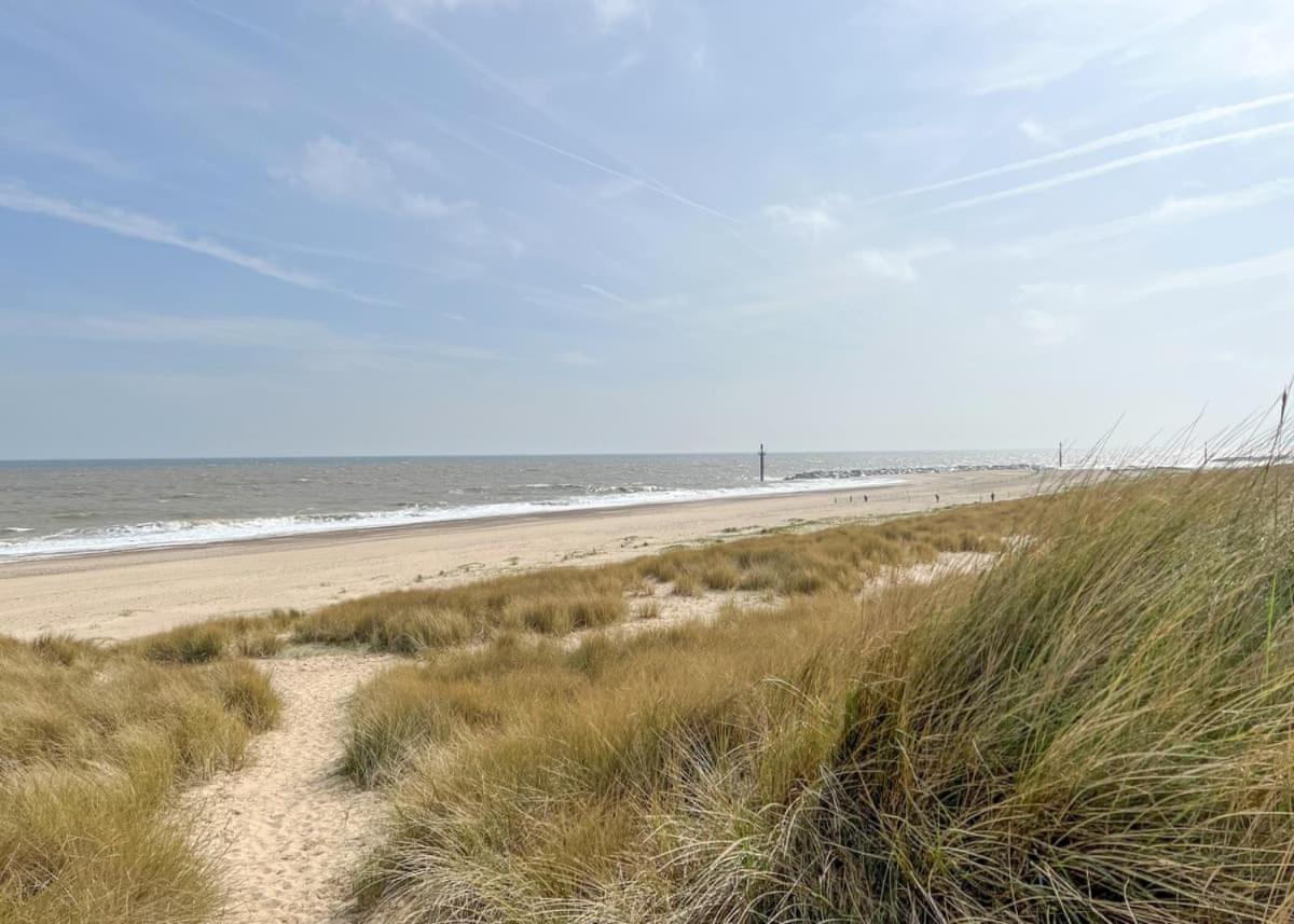 Отель Anchor Park Happisburgh Экстерьер фото
