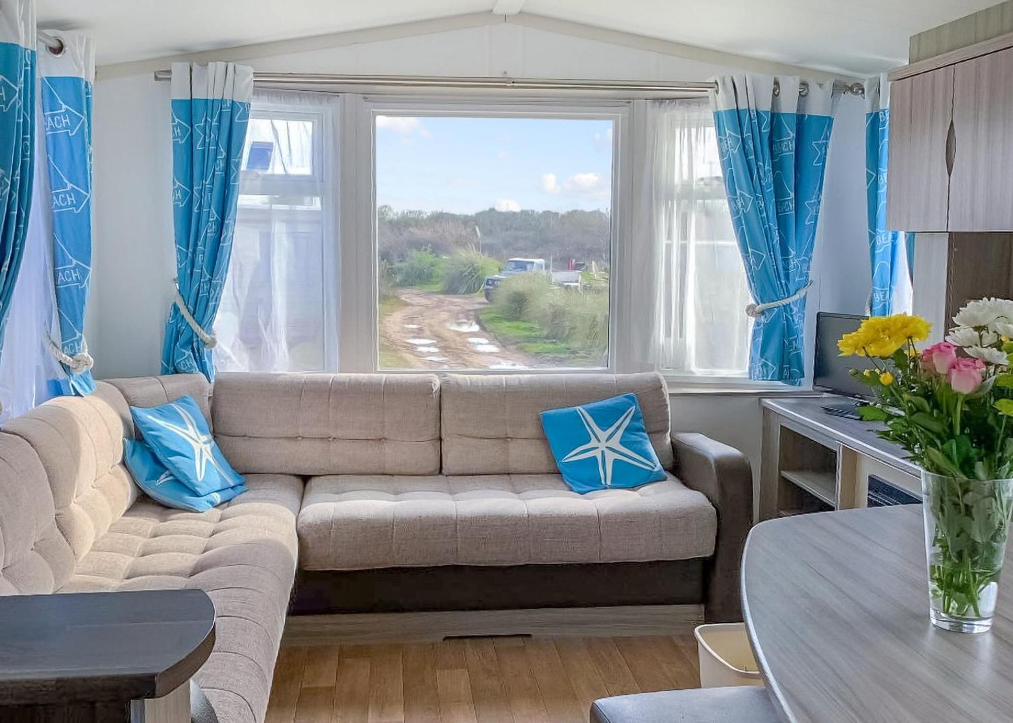 Отель Anchor Park Happisburgh Экстерьер фото